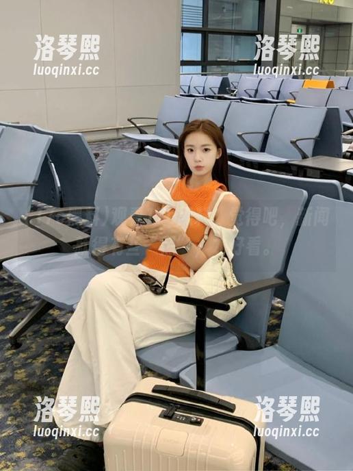 17c黑料 观看17c黑料,觉得吧,新闻就得有些“黑”,才好看。