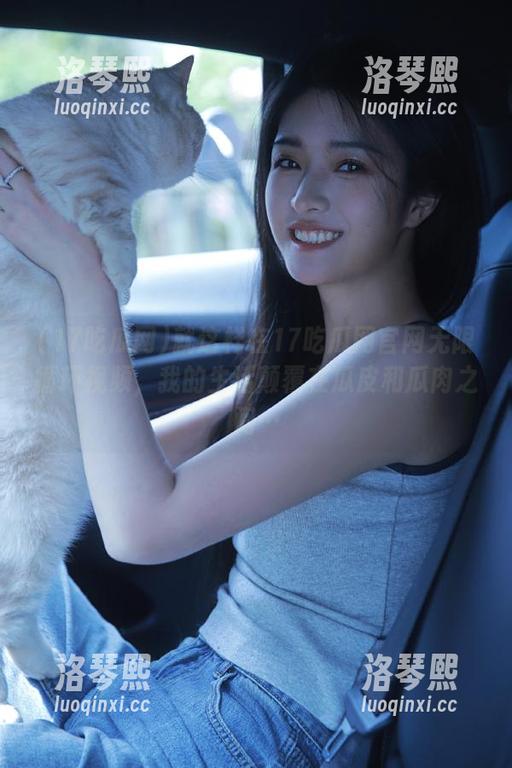 17吃瓜网 就这样在17吃瓜网官网无限循环视频,我的生活颠覆在瓜皮和瓜肉之间…