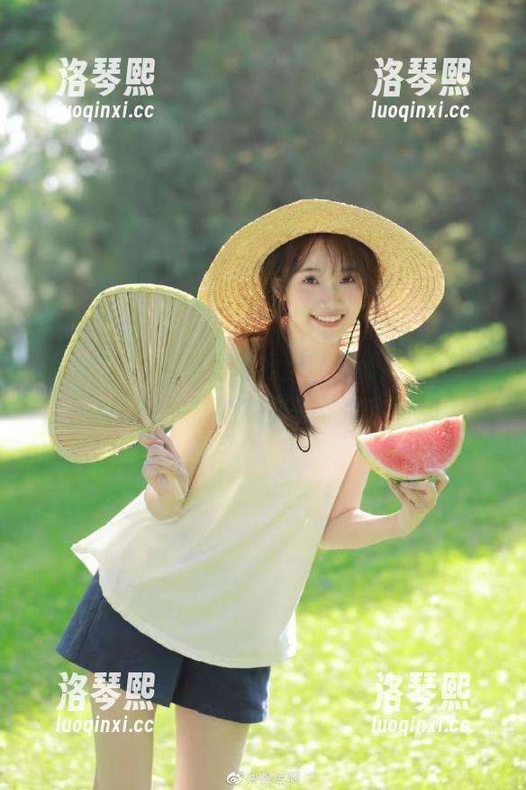 488.su 黑料看得我目不转睛,下载488.su几乎成了我的日常,哈哈哈!