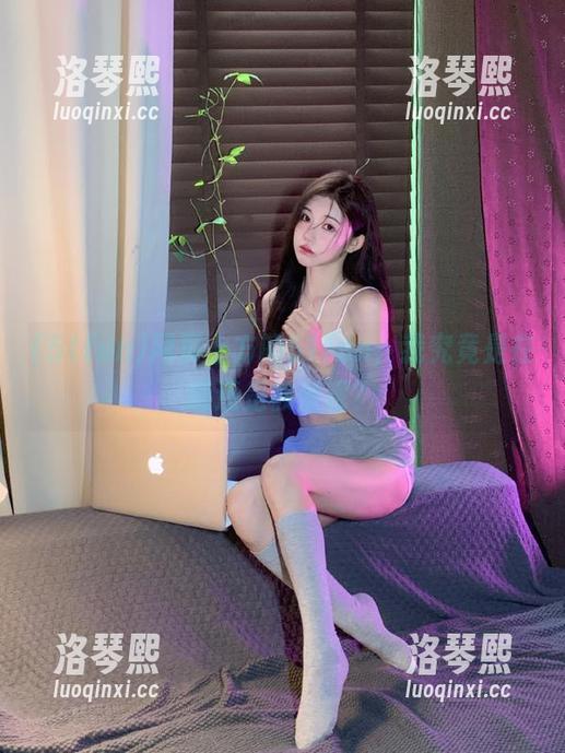 51fun 网页上方的51fun,我究竟是在嗨还是被催眠?