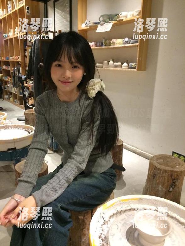 51吃瓜 就在“51吃瓜”的iOS里,看到了那种瓜,适合从早到晚边吃边聊!
