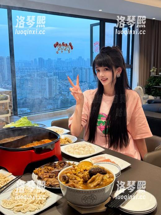 51吃瓜 观看51吃瓜的综合首页内容,不小心我都变成“瓜粉”了,哈哈哈!