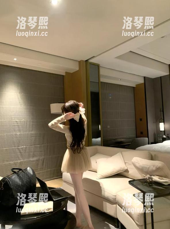 发现51吃瓜官网有趣的东西，拿去收藏，反正也不重。