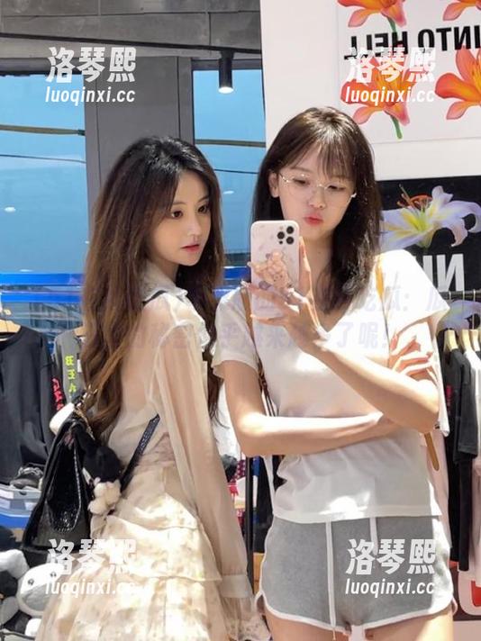 51在线吃瓜 苹果版的51在线吃瓜:瓜田里的秘密似乎越来越多了呢!