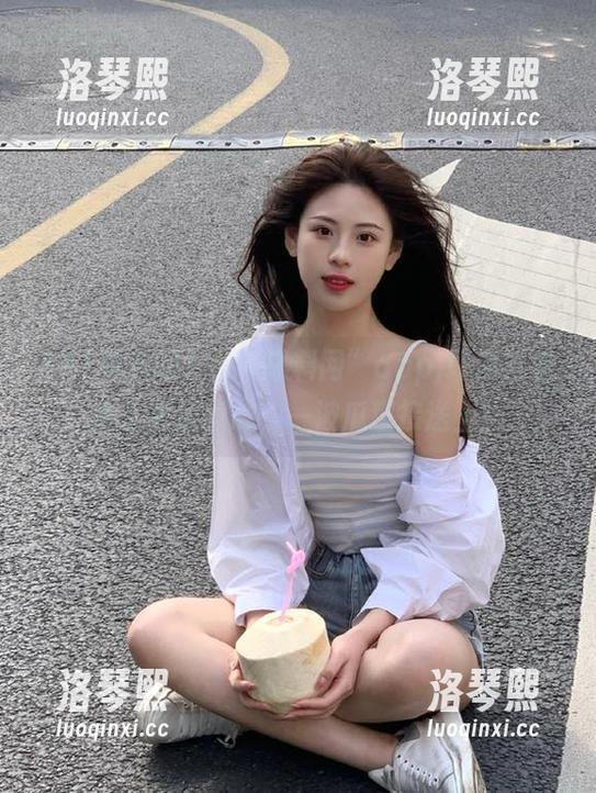 51黑料网 “51黑料网”app,让你迅速进入真瓜模式,一波瓜直接送上!