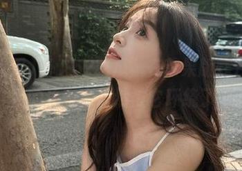 当“52吃瓜”在苹果版炸开锅，我的注意力居然被它环绕了…