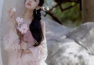 永久沉浸在“911吃瓜”的八卦海洋里，呼吸都带着内容的气息。