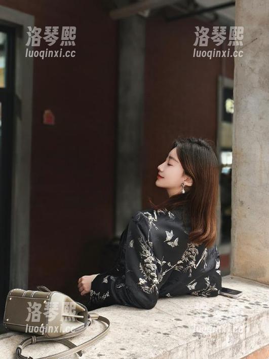 ihlw 在ihlw09首页,猫狗大战你看过没?简直是‘愤怒的小鸟’真人秀!