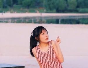 怎么能不观看“tttzzz黑料不打烊肾虚18连”黄鳝，虽然心里觉得槽点满满，但还是停不下来。