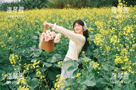 zztt黑料 视频里“zztt黑料”官网的操作,仿佛让人窥见了背后的小秘密…只是没看懂而已