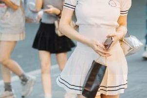 51一起吃瓜网隐藏的“收藏”功能，是我毫无理由的冷门爱好！