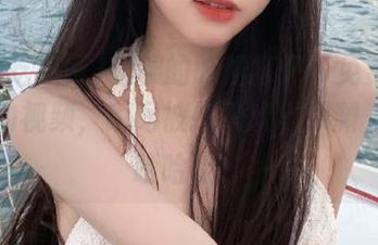 无聊的时候打开‘免费吃瓜网’的视频，瞬间被拉入欢乐深渊，哈哈哈哈哈！