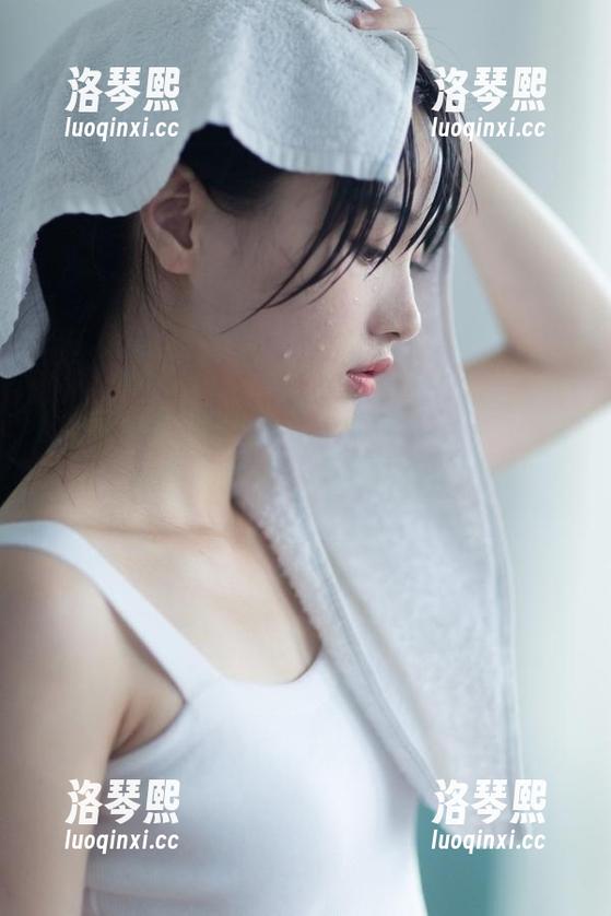 冲哥精选 冲哥精选,带你领略永久黑料的奇妙旅程,过来吃瓜吧!