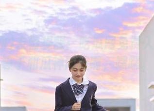 友情提醒：吃瓜网免费入口并不等于和瓜神同行啊，嘿嘿。