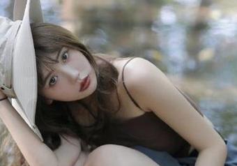当黑瓜网站遇上吃瓜网页版，意外的火花！哈哈，这事儿有意思！