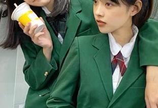 每天看“天天吃瓜网”的地址，肚子里的瓜都快吐出来了，哈哈！