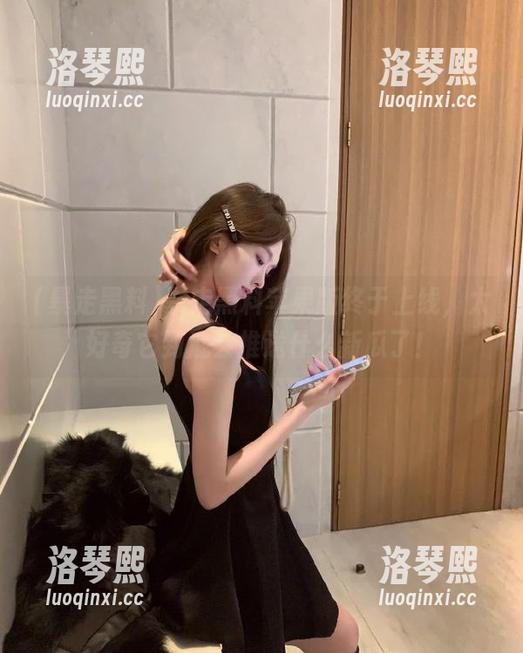 暴走黑料苹果版终于上线，太好奇它到底会推送什么新瓜了！