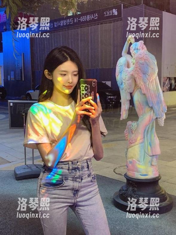 网曝吃瓜 网曝吃瓜:网页上的瓜太甜了,心脏有点受不了!