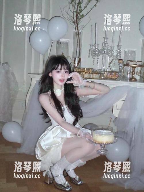 网曝吃瓜 网曝吃瓜:观看人间百态,如戏如梦