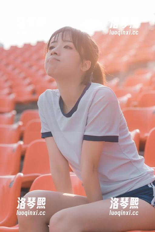 黑哥冲料 不来点刺激的?下载“黑哥冲料”,让抖音变得火花四射!
