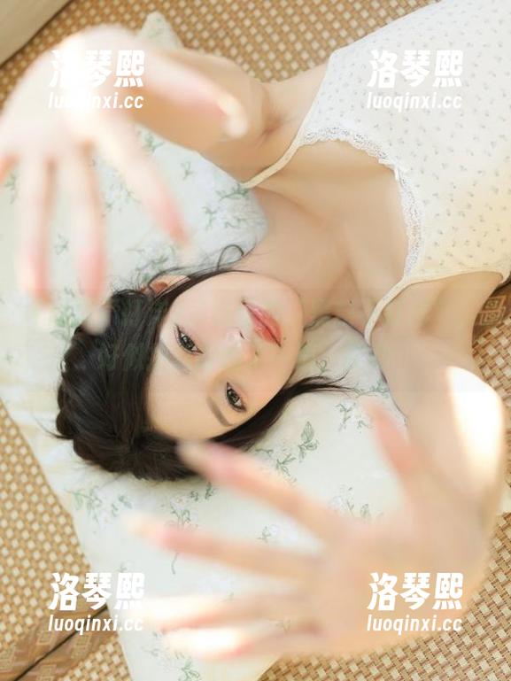 黑料不打洋 网站里的“黑料不打洋”,好似把八卦翻了一遍,哎呦。