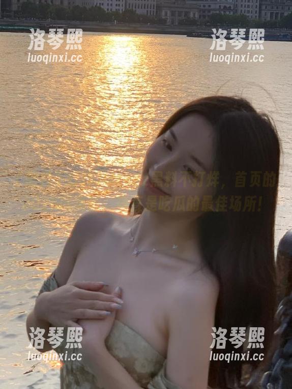 黑料不打烊 tttzzz黑料不打烊,首页的2025网页版,简直是吃瓜的最佳场所!