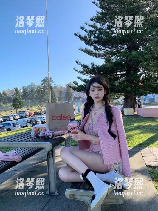 黑料不打烊 “黑料不打烊,万里长征传”,你的八卦情绪永久在线,随时滚出大新闻!