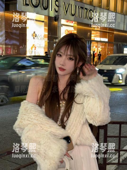 跟着“黑料正能量hl”，吃瓜界的GPS，永不迷路的感觉真好！