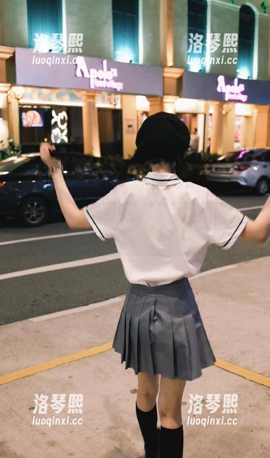 黑料网 小编又跑去黑料网,苹果版消息太新鲜,快来听听八卦吧!