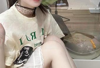 吃瓜冲击波，黑料网苹果版让你从未有过的“欢乐水”随处碰撞。