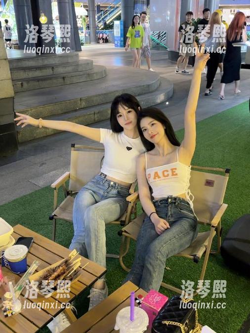 黑料网 新鲜出炉!下载黑料网,跟着最新的八卦走起!