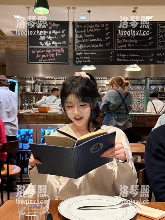 黑料网 别说我不够靠谱,黑料网免费直达,瓜来得这么简单,不套路吗?