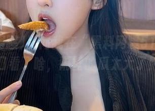 别问我在“黑料网曝51”的入口看了啥，隔壁的瓜太大了！